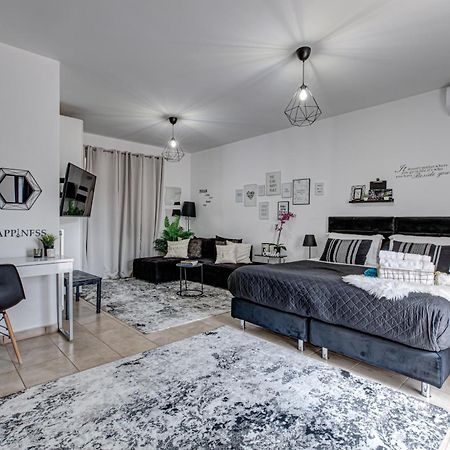 Villa Milo Luxury House -Free Airport Pick Up-10Min Drive Markópoulon Esterno foto